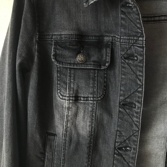 Rock & Republic Black Jean Jacket - Picture 4 of 5